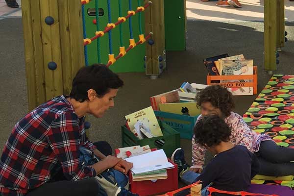 Biblioteca infantil movil valencia